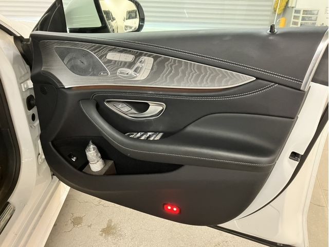 MERCEDES BENZ CLS class