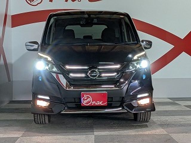 SERENA  S-HYBRID 4WD