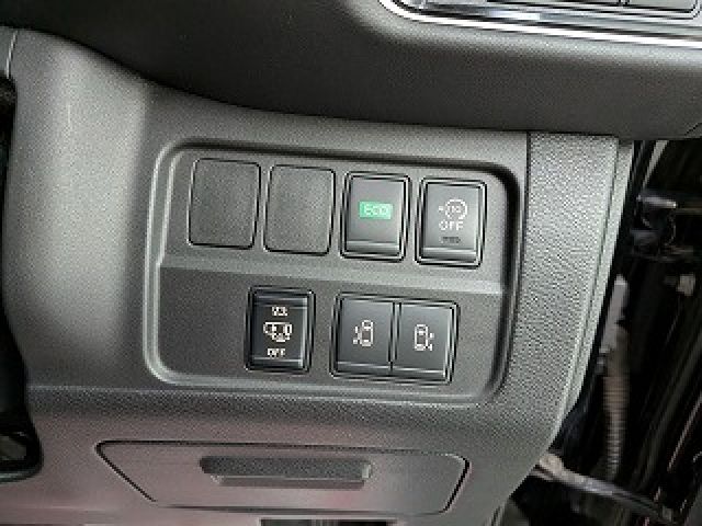 SERENA  S-HYBRID 4WD
