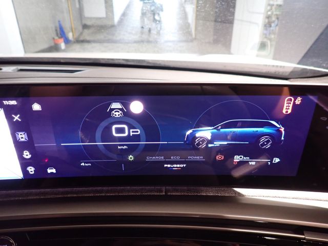 PEUGEOT 5008 SUV