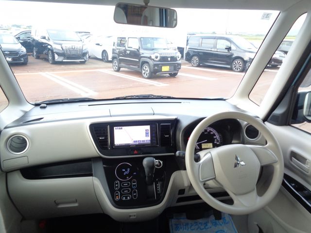 eK SPACE 4WD