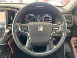 CROWN sedan hybrid