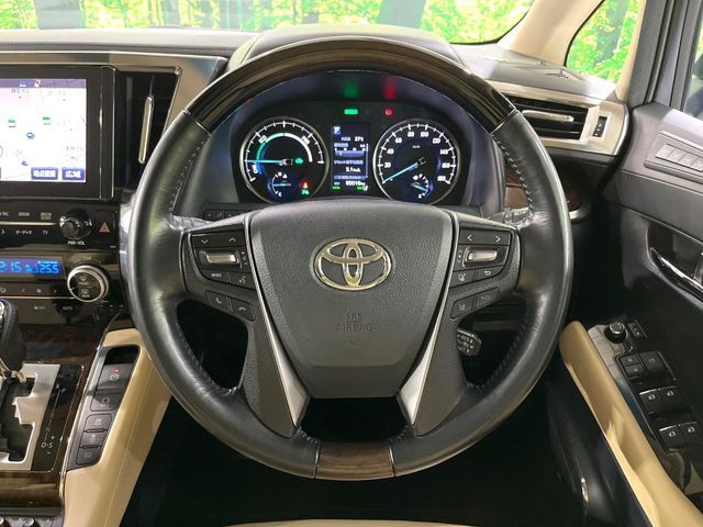 ALPHARD hybrid 4WD