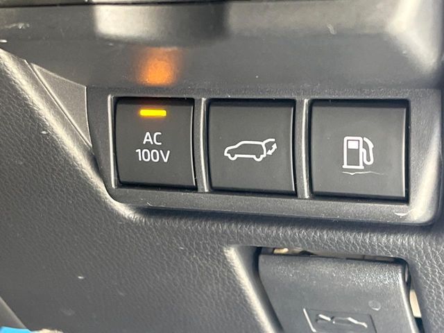 PRIUS 4WD