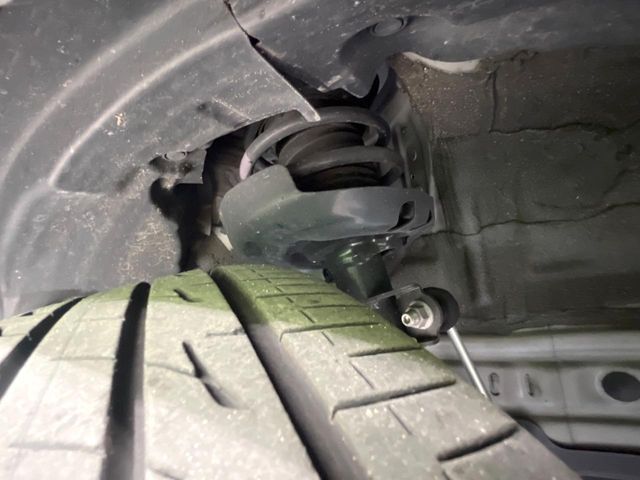 PRIUS 4WD
