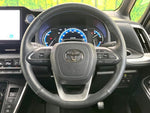 VOXY HYBRID