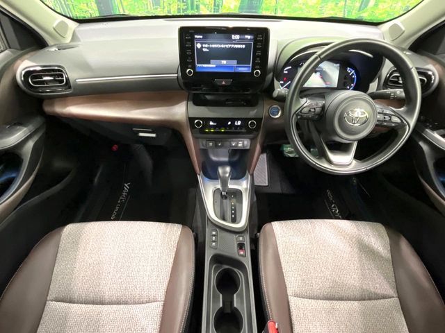 YARIS CROSS HYBRID