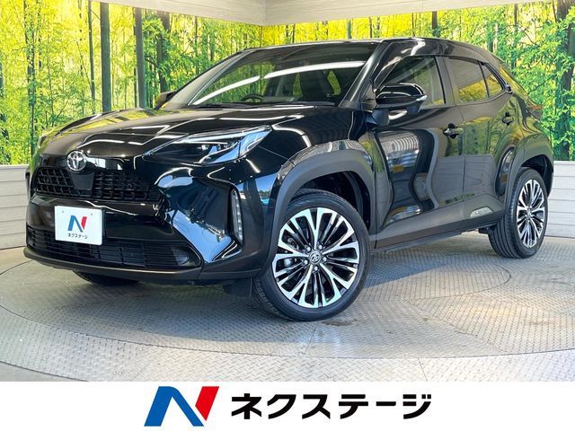YARIS CROSS