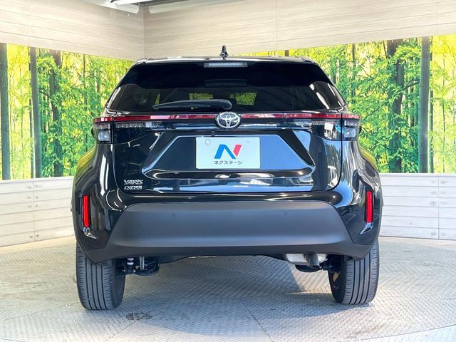 YARIS CROSS