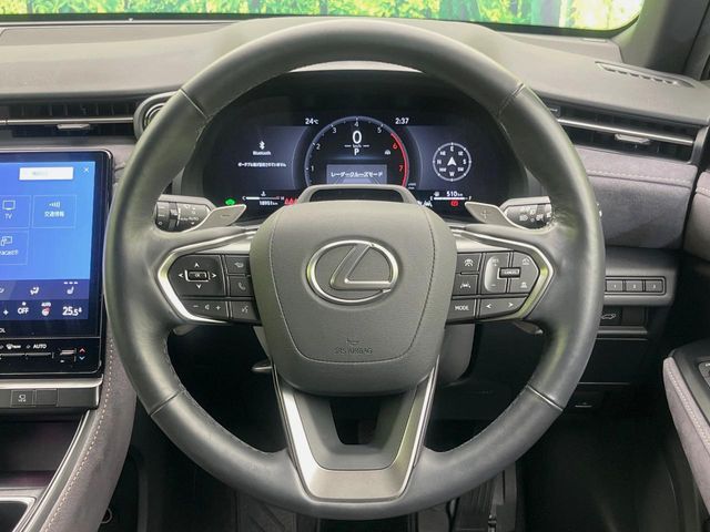 LEXUS LBX