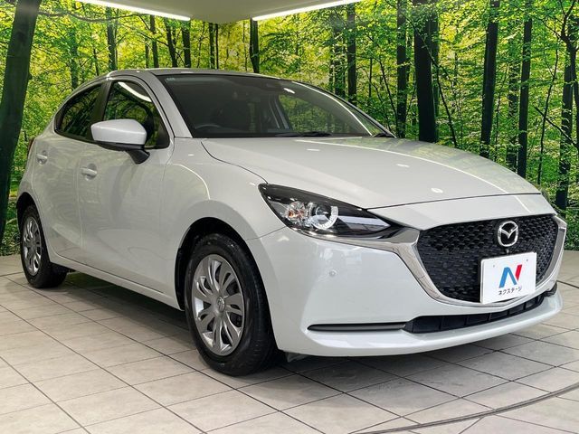 MAZDA2