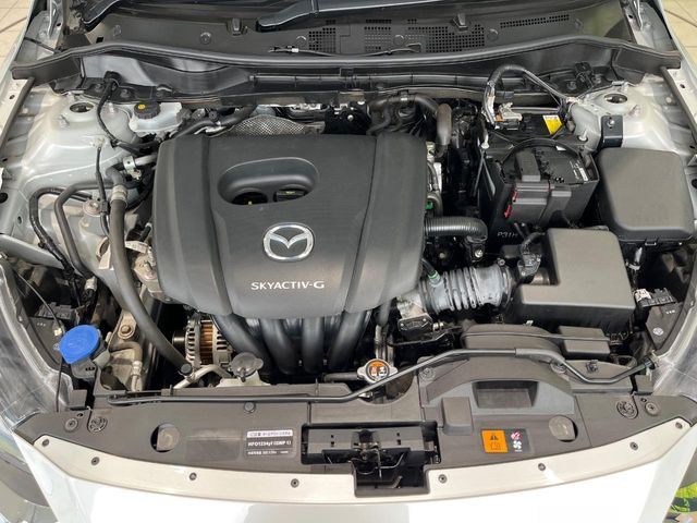 MAZDA2