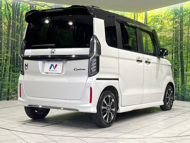 N BOX CUSTOM