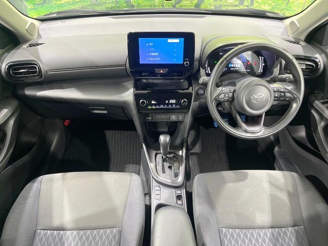 YARIS CROSS