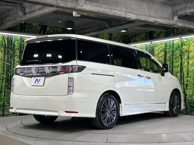 ELGRAND  4WD