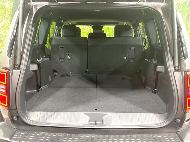 LANDCRUISER 250
