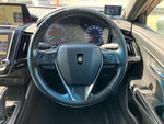 CROWN sedan hybrid
