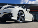 CROWN sedan hybrid