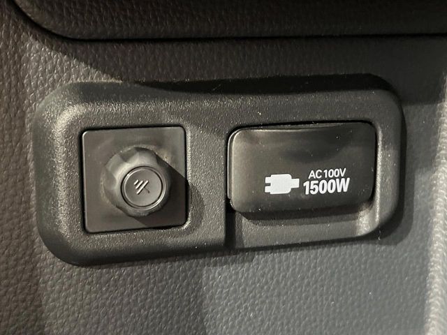 NOAH HYBRID 4WD
