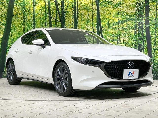 MAZDA3 FASTBACK