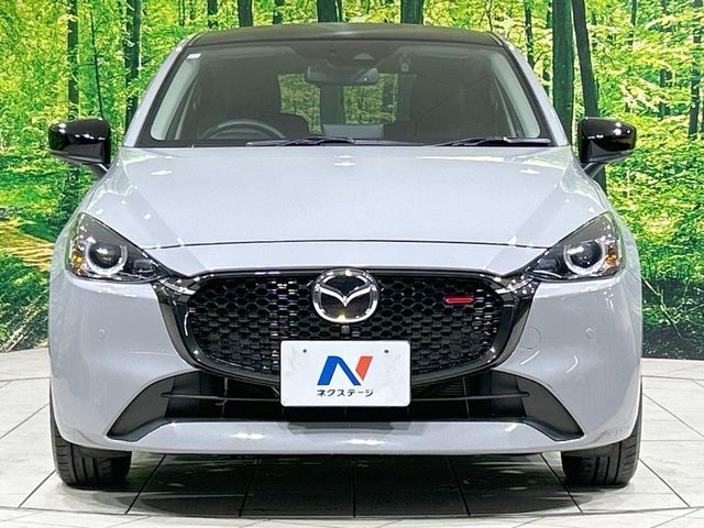 MAZDA2