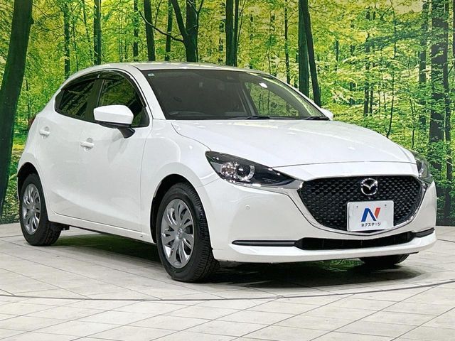 MAZDA2
