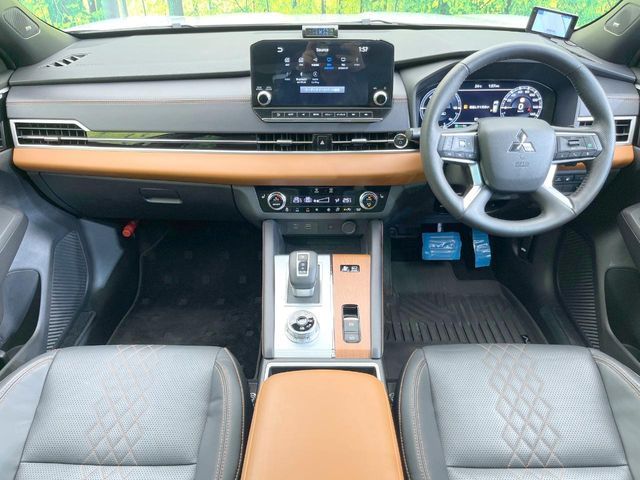 OUTLANDER PHEV