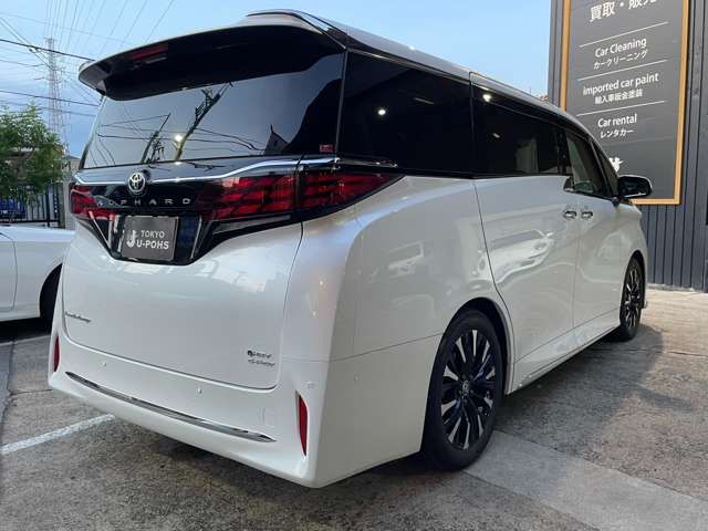 ALPHARD hybrid 4WD
