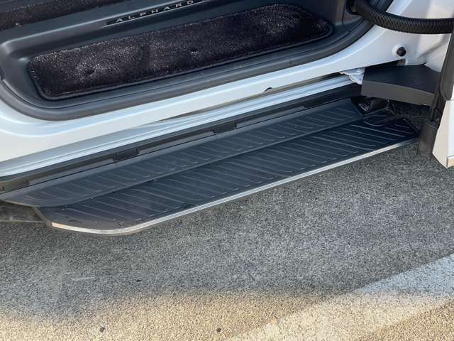 ALPHARD hybrid 4WD