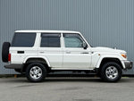 LANDCRUISER van