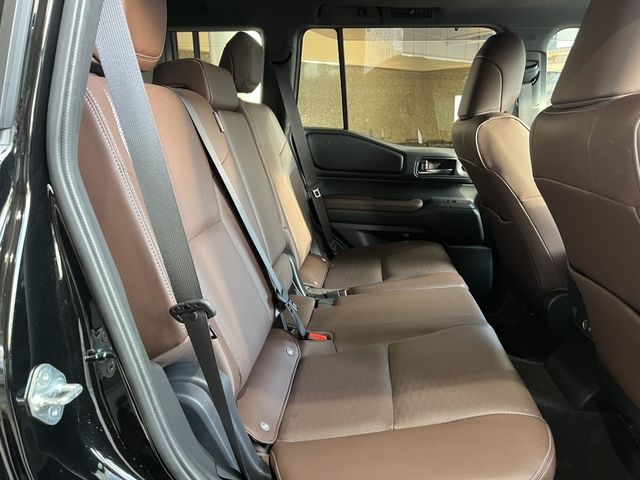 LANDCRUISER 250