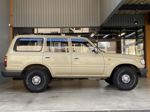 LANDCRUISER wagon