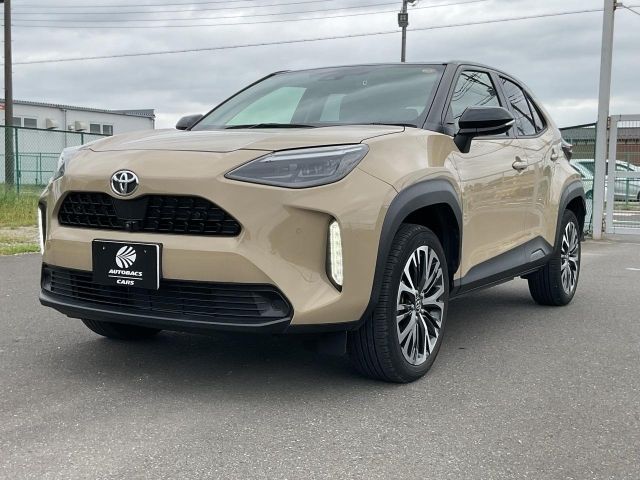 YARIS CROSS