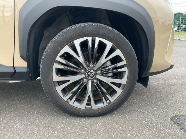 YARIS CROSS