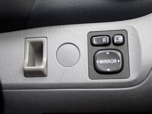 RAV4J 2WD