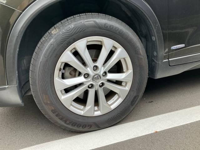 X-TRAIL 4WD