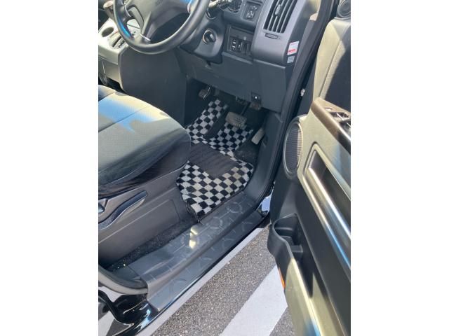 DELICA D:5 2WD