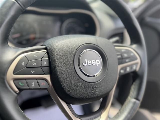 JEEP CHEROKEE