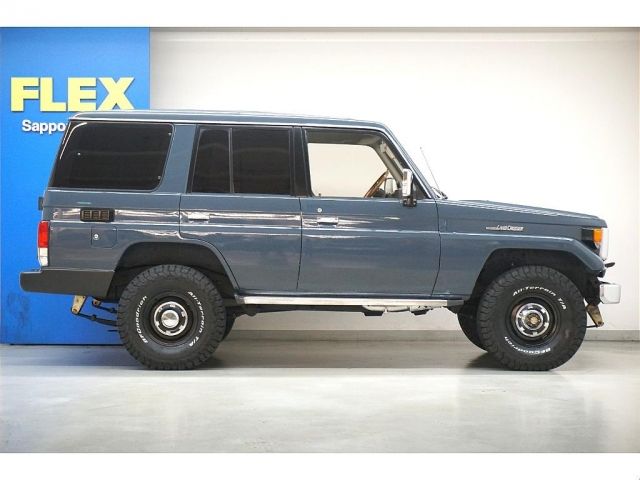 LANDCRUISER 70