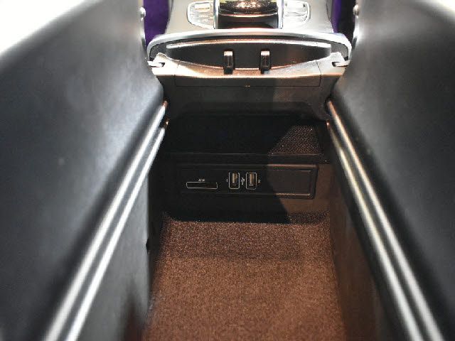 MERCEDES BENZ C class sedan