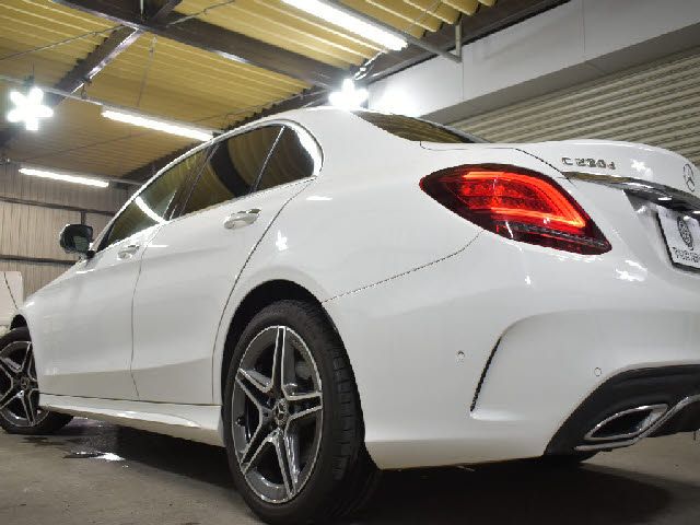 MERCEDES BENZ C class sedan