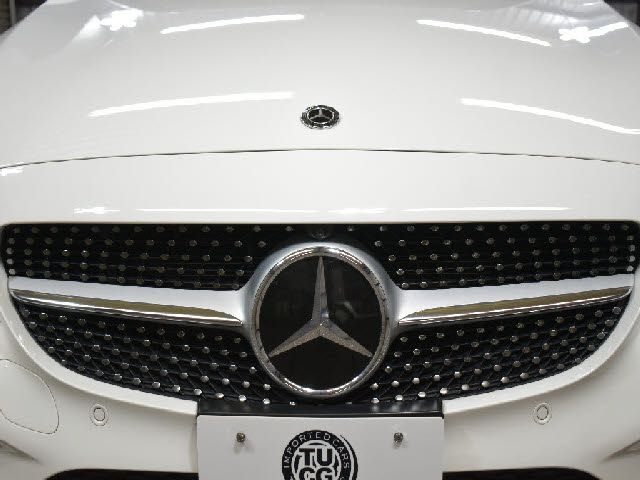 MERCEDES BENZ C class sedan