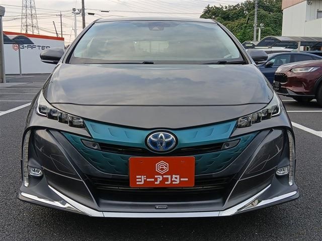 PRIUS PHV