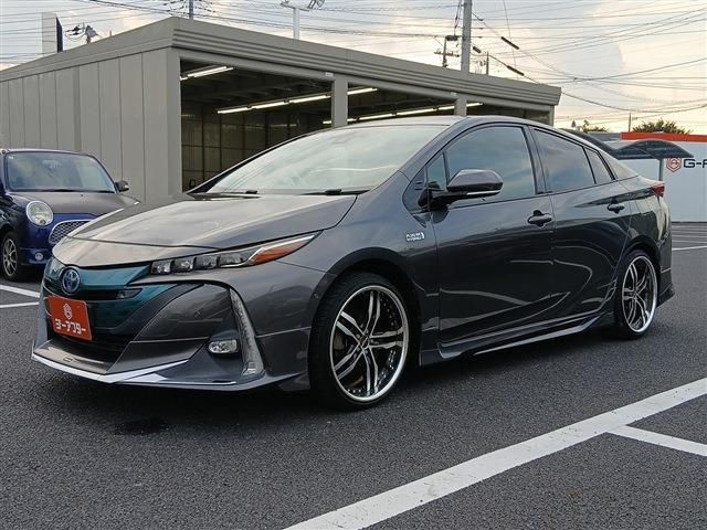 PRIUS PHV