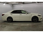 CROWN sedan hybrid