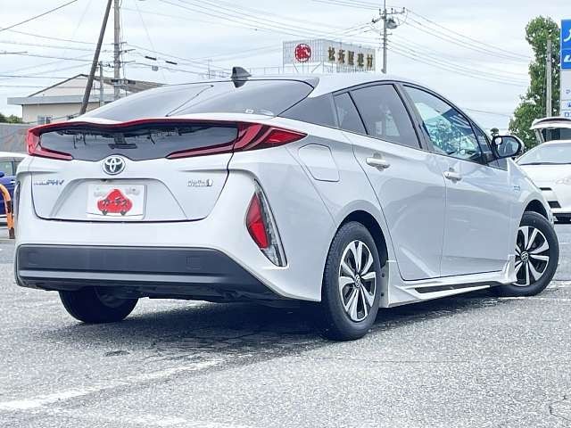 PRIUS PHV