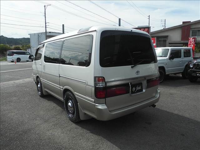 HIACE wagon
