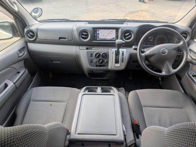 NV350 CARAVAN 4WD