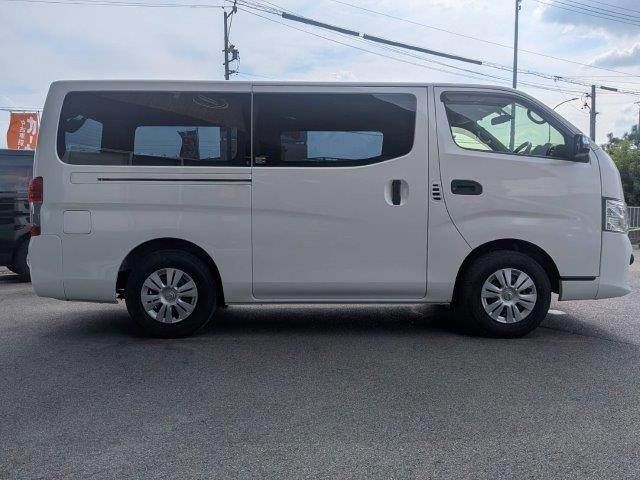 NV350 CARAVAN 4WD
