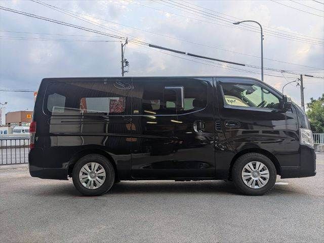 CARAVAN van 2WD
